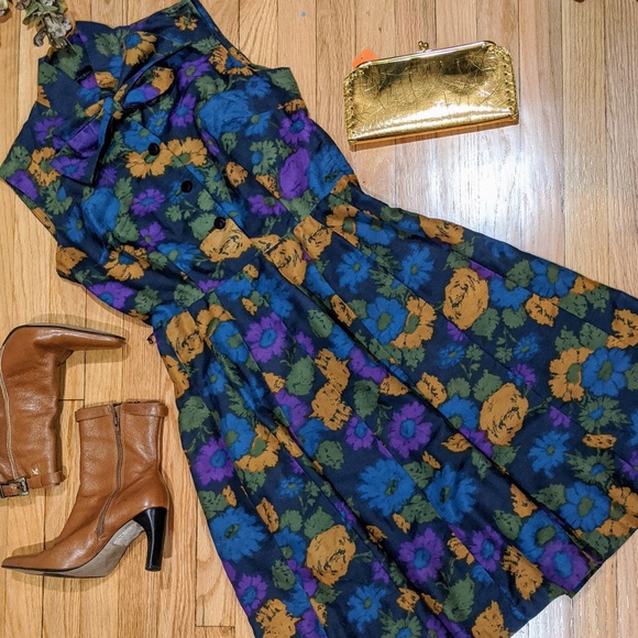 Vintage Dresses & Skirts - {Vintage} Mid-century Floral Dress w/ Bow